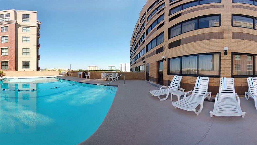 Quality Inn & Suites Greenville Near Downtown Екстериор снимка