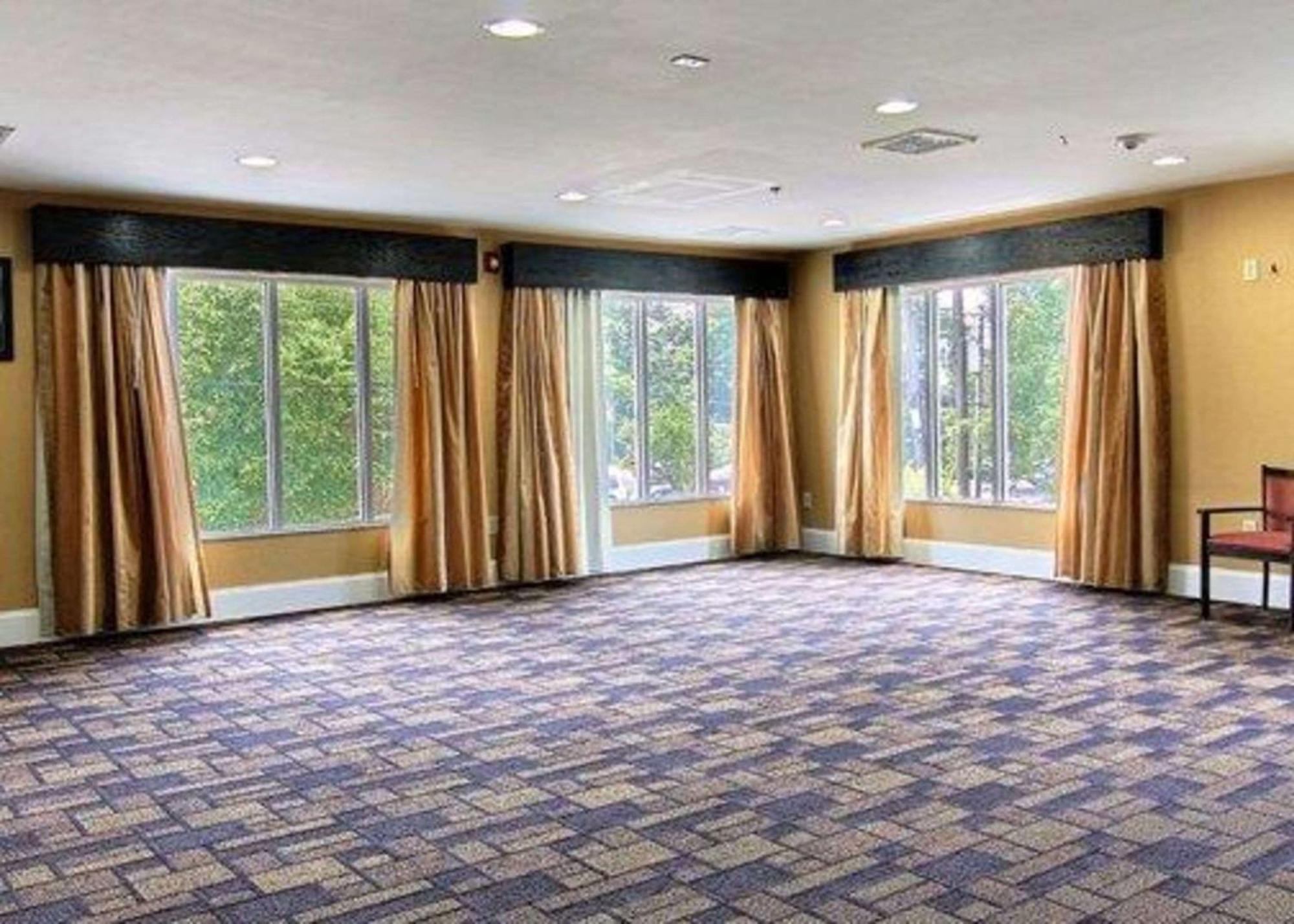 Quality Inn & Suites Greenville Near Downtown Екстериор снимка