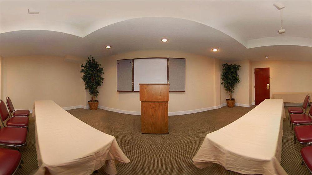 Quality Inn & Suites Greenville Near Downtown Екстериор снимка
